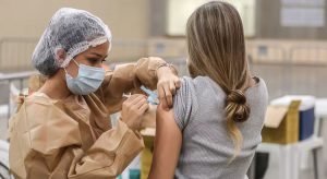 Ceará tem 24,34% da população vacinada contra a Covid-19, segundo dados do Vacinômetro