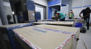 Ceará recebe mais de 345 mil doses de vacinas contra Covid-19 da Pfizer e CoronaVac