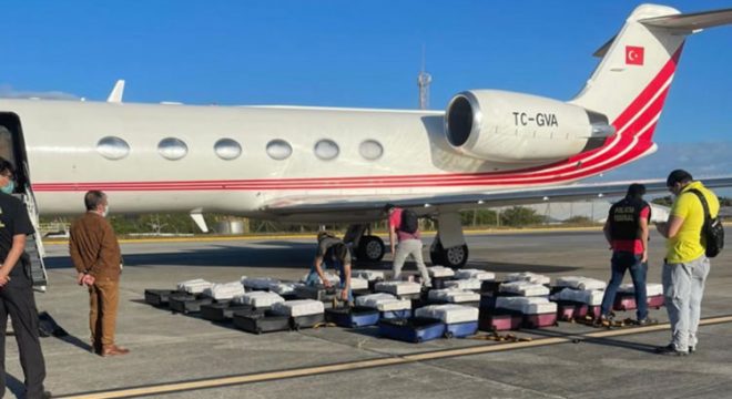 Piloto preso no Ceará, suspeito de tráfico internacional, é oficial da Força Aérea da Turquia