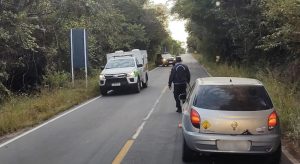 Homem atropelado em Crato e arrastado por carro em cima da serra