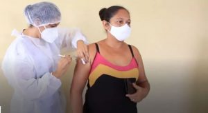 Ceará tem a pior cobertura vacinal do país com a 1ª dose e cobra mais imunizantes do Ministério da Saúde