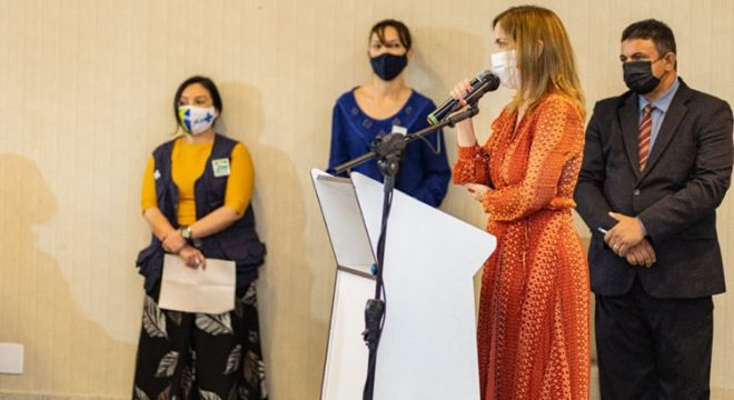 Secretária do Ministério da Saúde, Mayra Pinheiro, participou de evento em Juazeiro do Norte