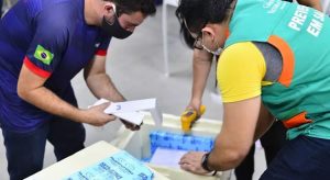 Ceará recebe nesta sexta mais de 229 mil doses de vacinas contra Covid-19