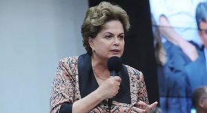 Apartamento da ex-presidente Dilma é invadido e polícia solicita imagens de segurança para identificar criminosos
