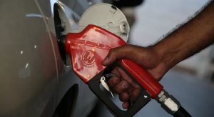 Gasolina volta a subir no Ceará e preço médio do combustível chega a R$ 5,98