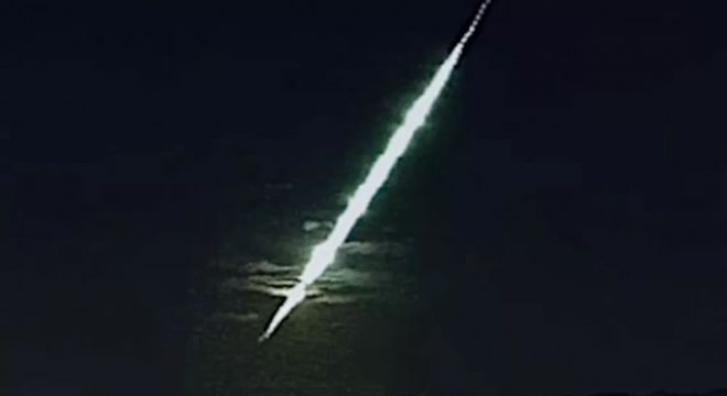 Fragmentos de meteoro caem no Piauí