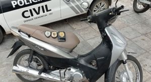 Polícia Civil da Paraíba e Polícia Militar do Ceará recuperam motocicleta roubada