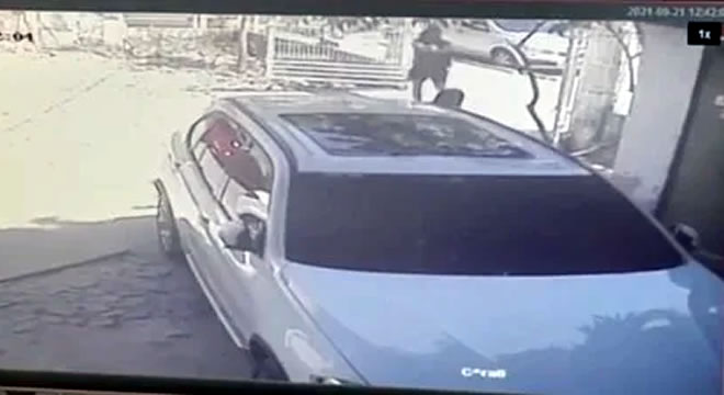 Mulher é assassinada a tiros em estacionamento de posto de saúde