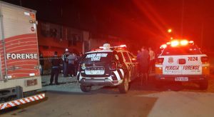 Três pessoas são assassinadas a tiros em restaurante no município de Independência