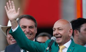 Dono da Havan teria sido aconselhado a se desvincular de Bolsonaro, diz jornal