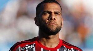De saída do São Paulo, Daniel Alves manda ‘indireta’ para o Flamengo