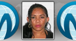 PM prende mulher que perturbava comerciantes e populares em mercado público de Icó