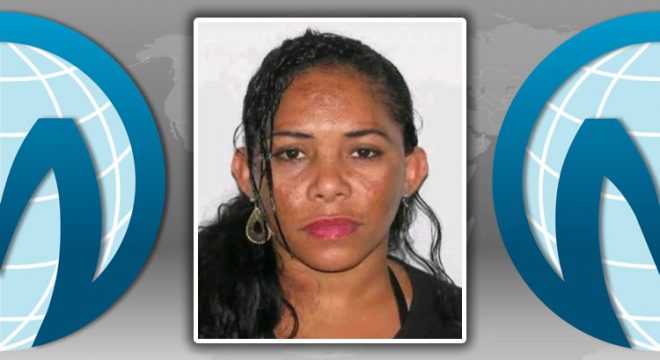 PM prende mulher que perturbava comerciantes e populares em mercado público de Icó