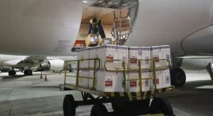 300 mil doses de CoronaVac compradas diretamente do Butantan chegam ao Ceará