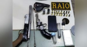 Presos três acusados de assaltos em Juazeiro e dois deles com armas e até colete à prova de bala