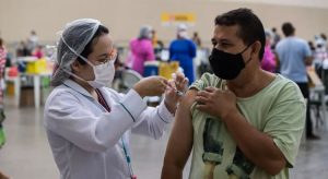 Ceará chega a 2,5 milhões de pessoas com vacinação completa contra Covid-19