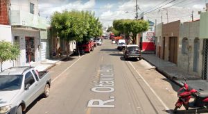 Ladrão invade residência em Juazeiro e furta celular de idosa