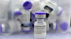 Ceará recebe novo lote com 47.970 doses de vacinas contra Covid-19 da Pfizer