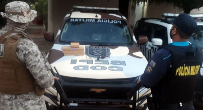 Jovem preso dentro de caixa d’água em Mauriti com drogas e arma