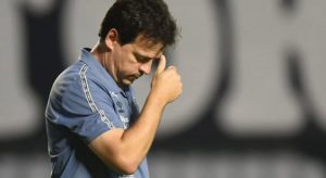 Fernando Diniz não resiste aos maus resultados e é demitido do Santos