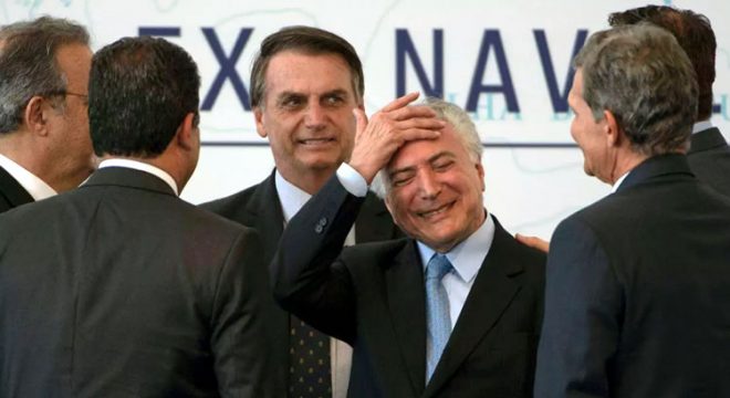 Assinada por Bolsonaro, 'declaração à nação' foi redigida por Temer