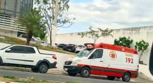Mecânico é flagrado dirigindo ambulância do Samu em alta velocidade no Crato