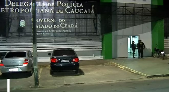 Grupo armado invade escolas indígenas no Ceará, rende vigilantes e levam armamentos e coletes