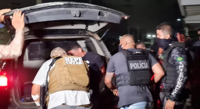 Suspeito de matar policial penal durante assalto em Umirim é preso em Caucaia, no Ceará