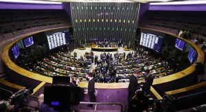 Câmara tem 450 projetos do século passado prontos para votação