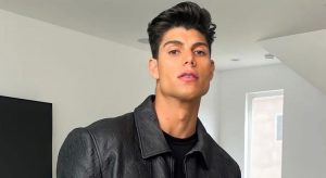 Brasileiro de 22 anos compra mansão de John Lennon por R$ 25 milhões