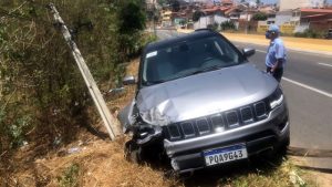 Ex-prefeito de Juazeiro Salviano se envolve num acidente em Barbalha