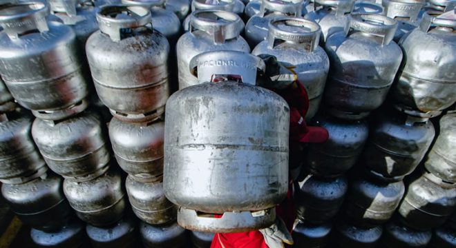 Gás de cozinha no Ceará chega a R$ 115 após um mês de altas consecutivas