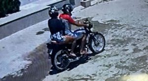 Polícia Civil divulga imagens de casal que está assaltando mulheres em Iguatu