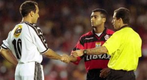 Companheiros no Flamengo e Vasco, Edmundo e Romário segue inimizade: "Não falo"