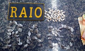 Jovem preso com drogas em Crato e outro com revólver em Juazeiro