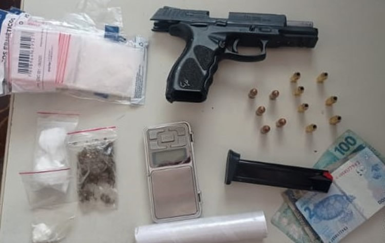 Casal acusado do tráfico em Juazeiro é preso com pistola e drogas