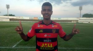 Com 3 gols de Dagson Guarani goleia e Campo Grande perde, mas se classifica na Série C do Cearense