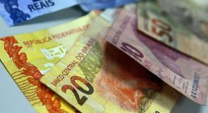 Rendimento médio do cearense em 2020 é de R$ 1.667