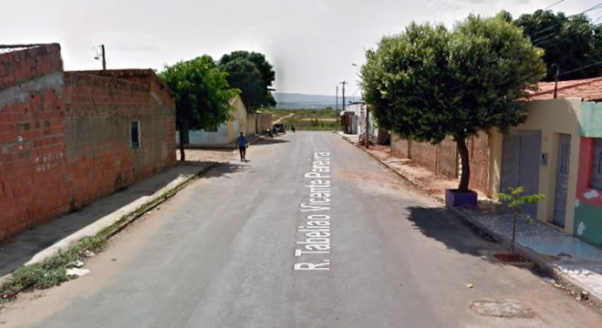 Menor sai baleado em Juazeiro após roubo de moto e assalto num mercantil