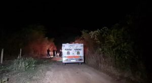 Corpo é encontrado com mãos e pés amarrados em estrada, no Ceará