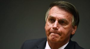 Bolsonaro diz que passou a acreditar no voto eletrônico