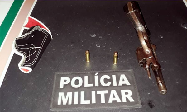 PM apreende revólver em Jardim e drogas no Juazeiro
