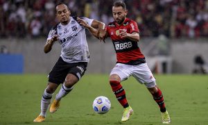 Ceará peca em falhas defensivas e perde para o Flamengo pelo Brasileirão
