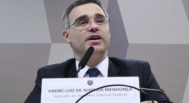 Por 47 votos a 32, plenário do Senado aprova indicação de André Mendonça para ministro do STF