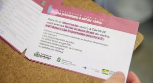 Escolas, hospitais e serviços de assistência social no Ceará não irão exigir passaporte da vacina