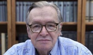 Olavo de Carvalho apaga 52 vídeos com ataques a opositores