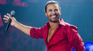 Cantor Eduardo Costa é denunciado pelo MP por estelionato