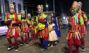 Grupos de reisado e filarmônica se apresentam em Barbalha nesta segunda, 27