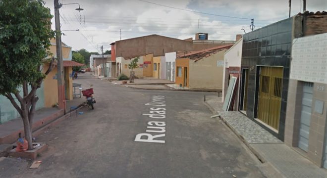 Jovem efetua disparos em via pública no Juazeiro e é preso com revólver