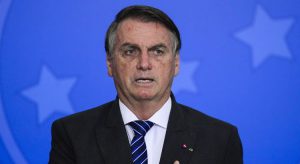 Bolsonaro é hospitalizado novamente em São Paulo